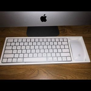 Apple Magic Keyboard and Magic Mouse 2